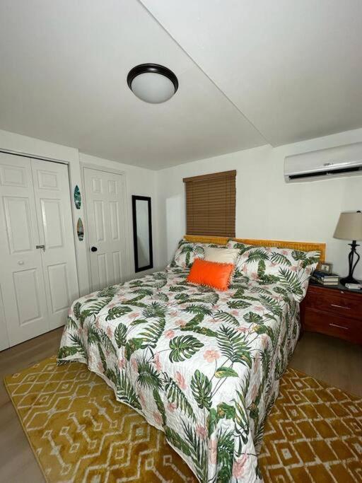 Sleeps 3, Casa Tropical In Miami Apartment Exterior photo